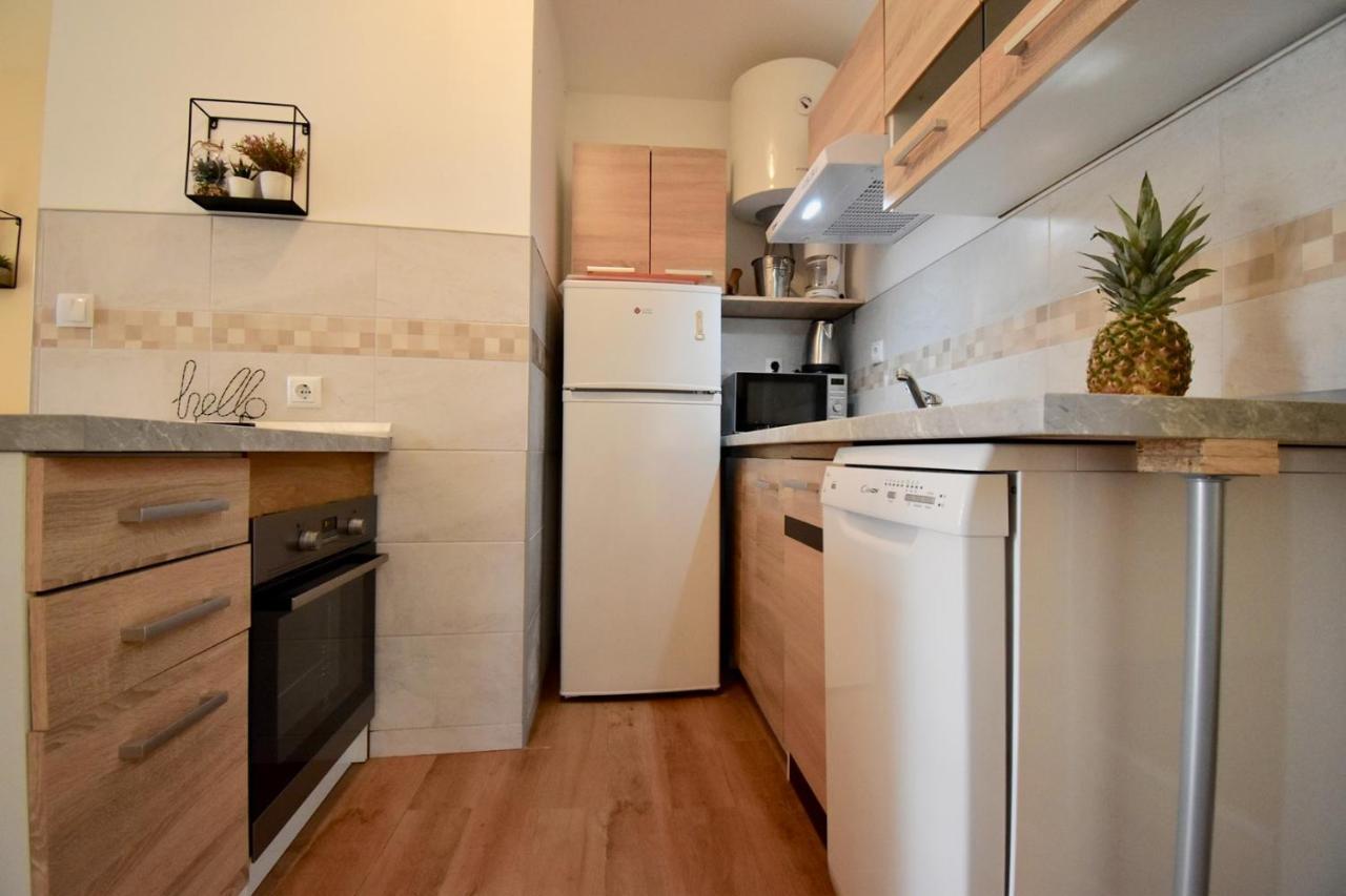 Holiday Apartments メドゥリン エクステリア 写真