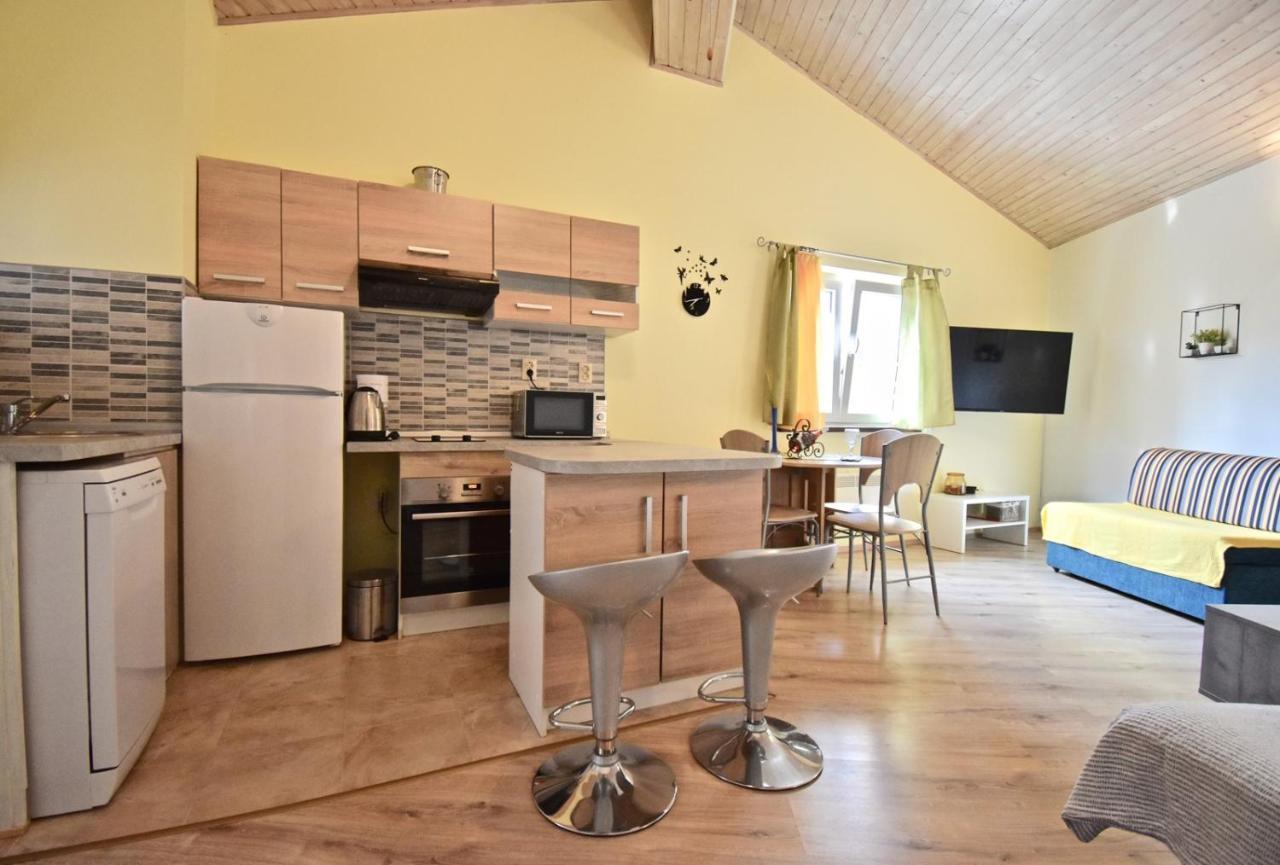 Holiday Apartments メドゥリン エクステリア 写真