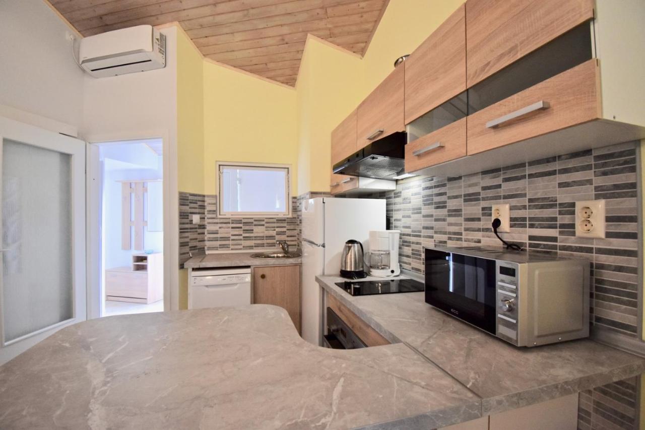Holiday Apartments メドゥリン エクステリア 写真